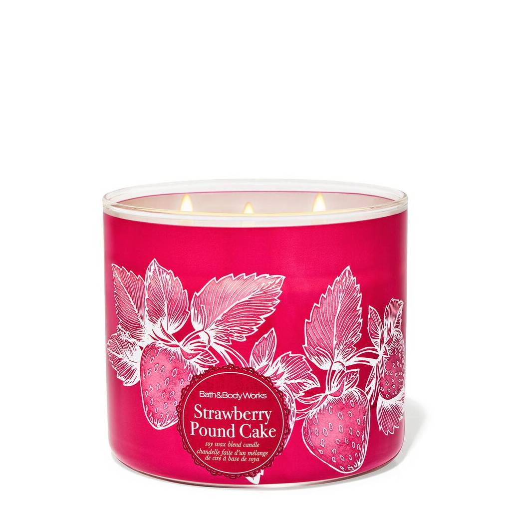 Bath and Body Works Strawberry Pound Cake Candle 411G