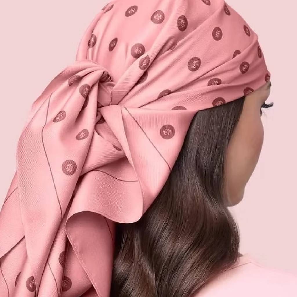 HUDA BEAUTY HEAD SCARF